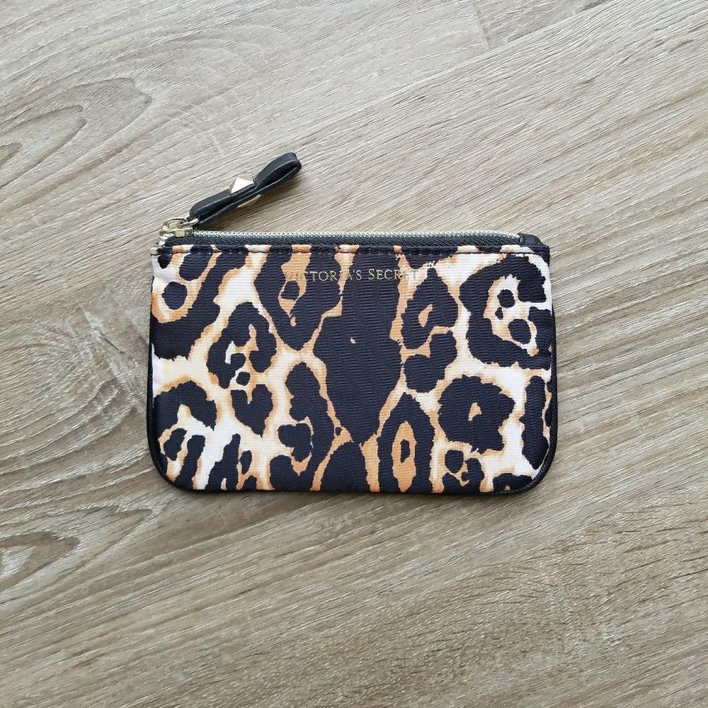 Victoria’s Secret Leopard Print 🐆 Coin Purse
